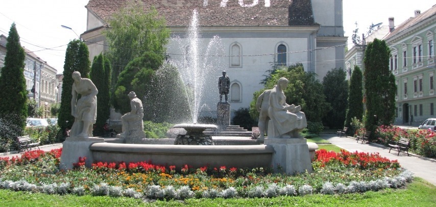 Orbán Balázs bronzszobra