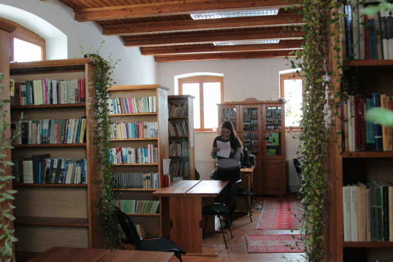 Biblioteca Comunală ”Baka János” Sânmartin