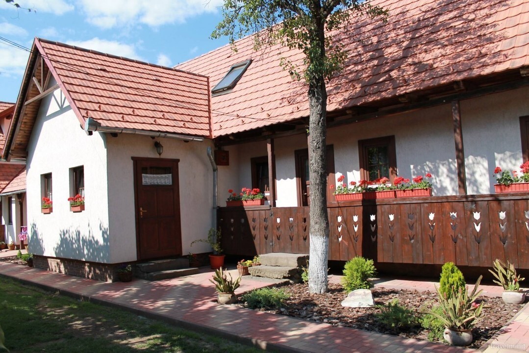 Zsuzsanna Guesthouse